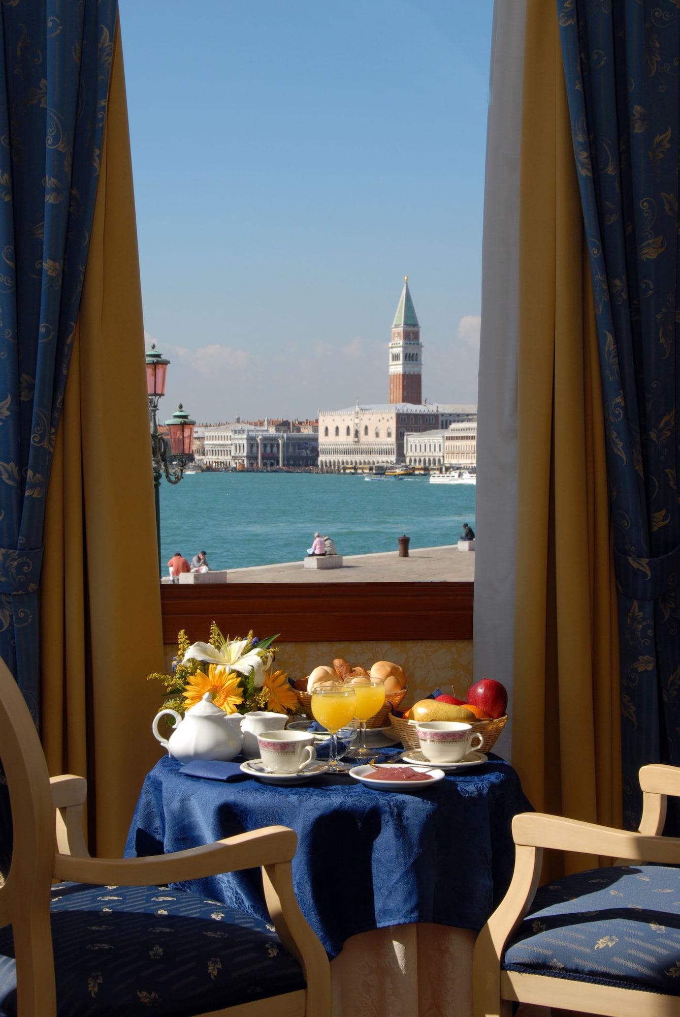 Hotel Ca' Formenta Βενετία Εξωτερικό φωτογραφία